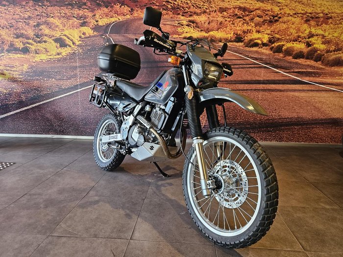 2020 Suzuki DR650SE DR Grey