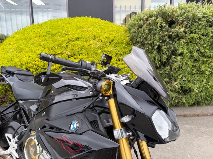 2019 BMW Motorrad S 1000 R BLACK