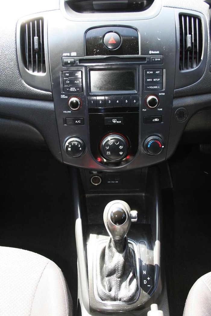 2012 Kia Cerato Si TD MY13 Clear White