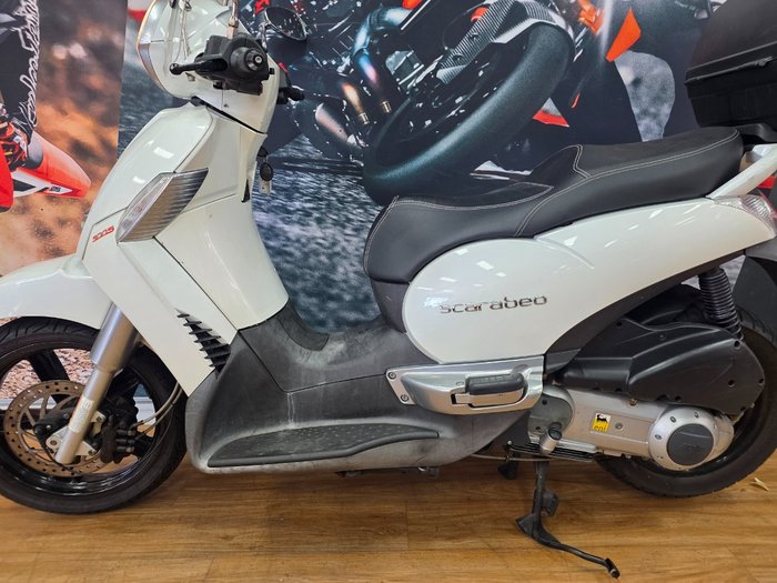 2012 APRILIA SCARABEO 300ie WHITE