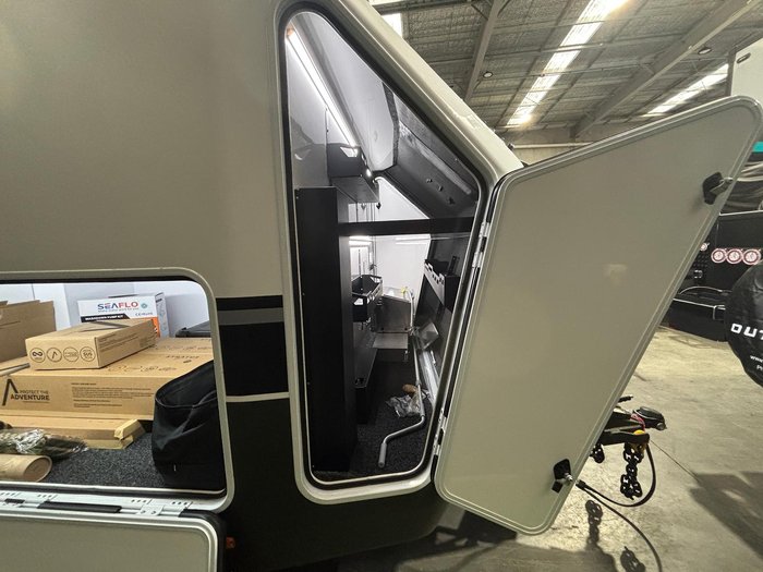 2025 Zone RV Expedition Hard Top