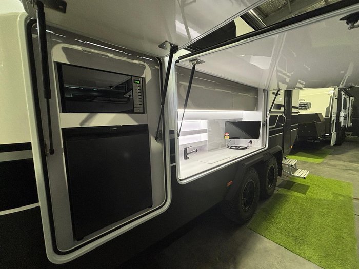 2025 Zone RV Expedition Hard Top