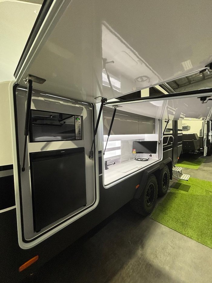 2025 Zone RV Expedition Hard Top