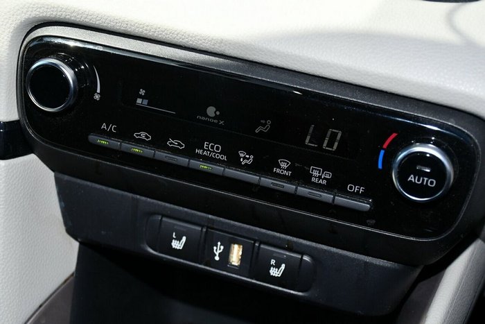 2022 Toyota Yaris ZR Hybrid