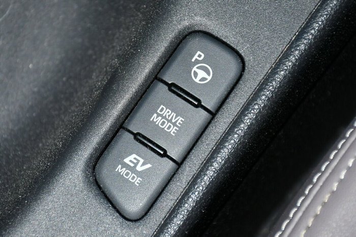 2022 Toyota Yaris ZR Hybrid