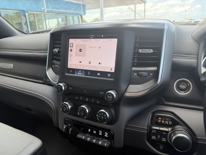 2024 Ram 1500 BIG Horn