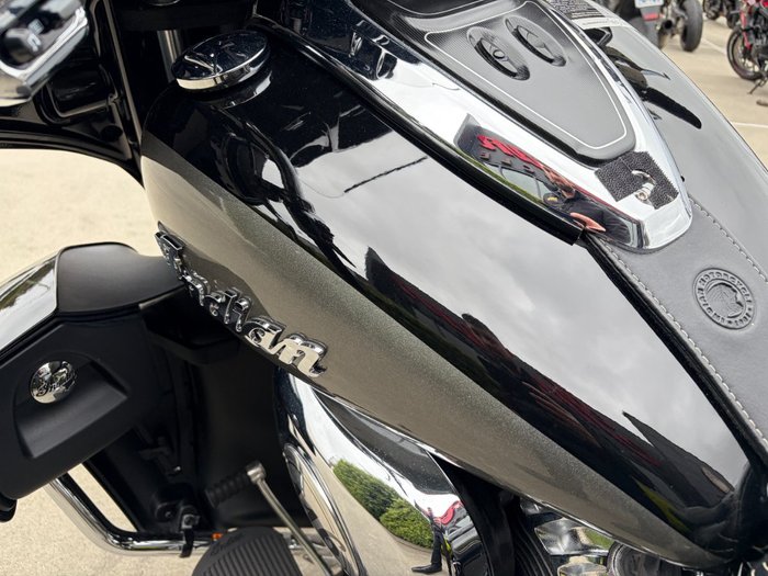 2024 Indian ROADMASTER CLASSIC Metalic Black