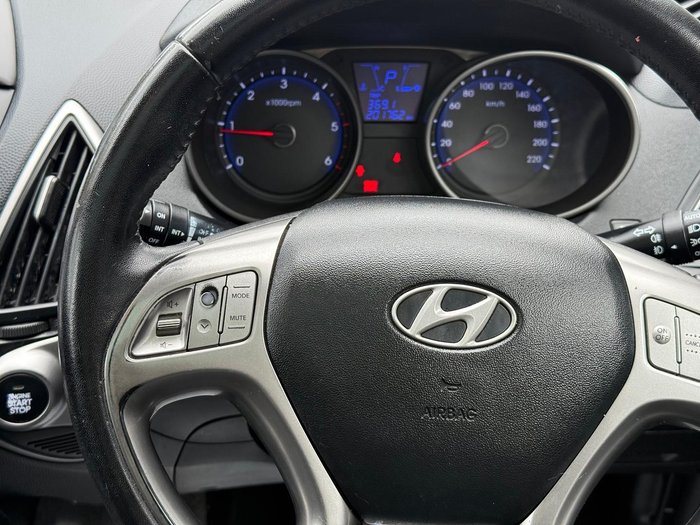 2011 Hyundai ix35 Highlander LM MY11 AWD Phantom Black