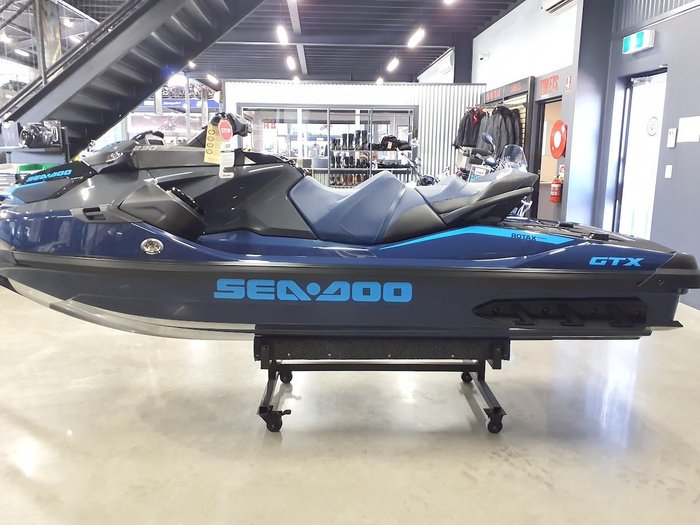 2025 SEA-DOO GTX 230