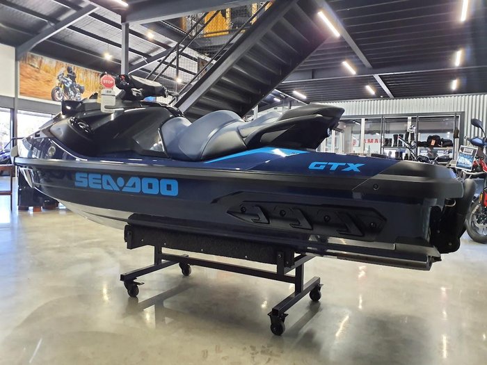 2025 SEA-DOO GTX 230