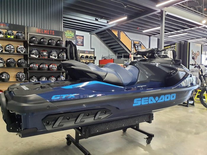 2025 SEA-DOO GTX 230