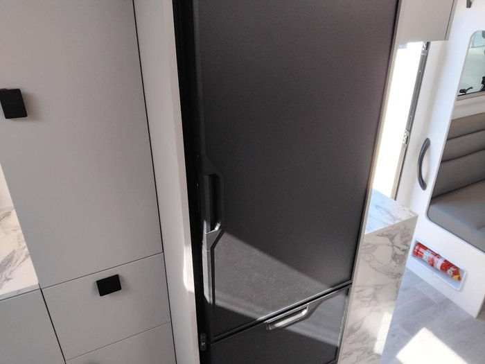 2025 New Age Caravans My25 Bigred Slideout Couples Van Full Ensuite Full Composite