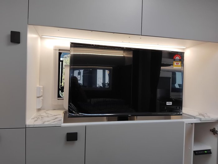 2025 New Age Caravans My25 Bigred Slideout Couples Van Full Ensuite Full Composite