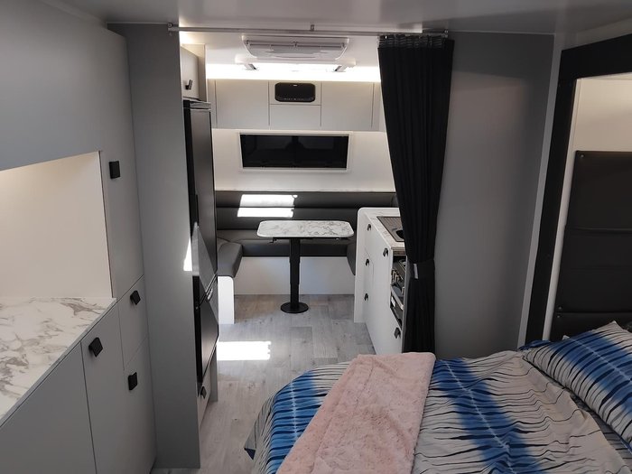 2025 New Age Caravans My25 Bigred Slideout Couples Van Full Ensuite Full Composite