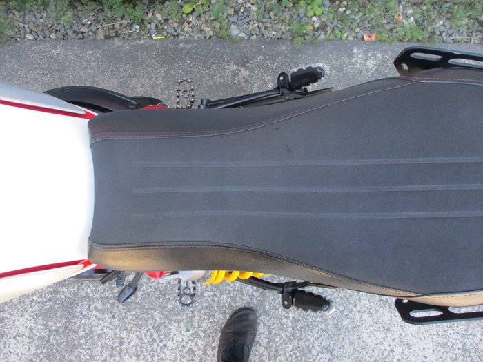 2019 DUCATI SCRAMBLER DESERT SLED WHITE