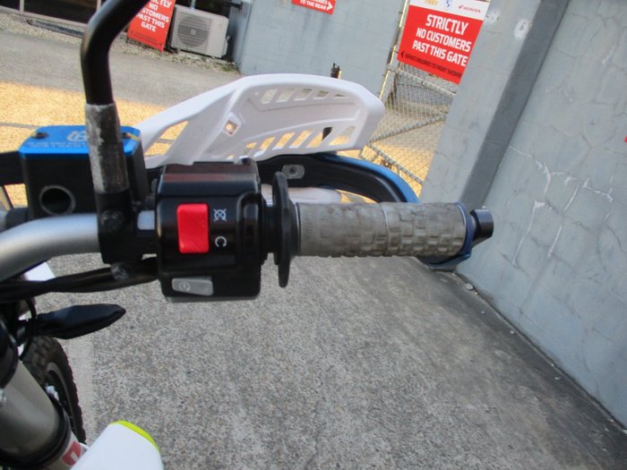 2016 HUSQVARNA 701 ENDURO WHITE