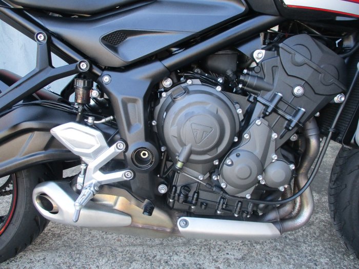 2022 Triumph TRIDENT 660 BLACK