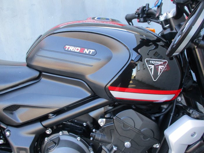 2022 Triumph TRIDENT 660 BLACK