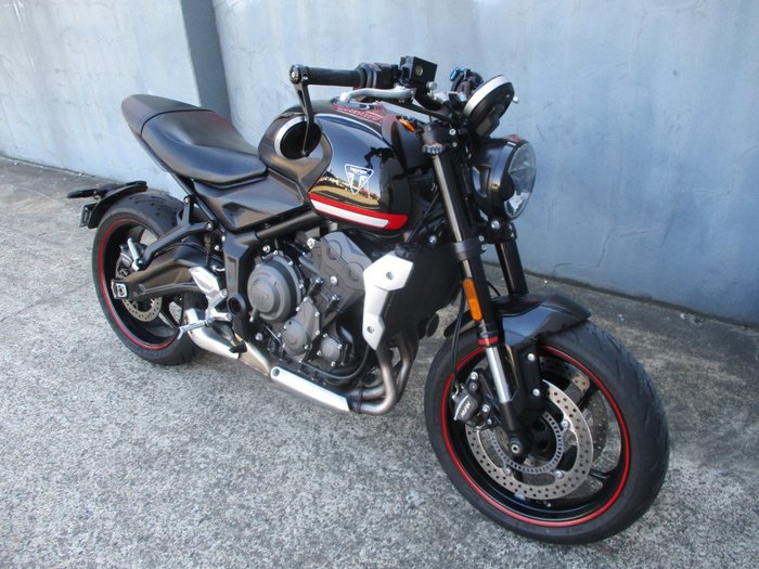 2022 Triumph TRIDENT 660 BLACK