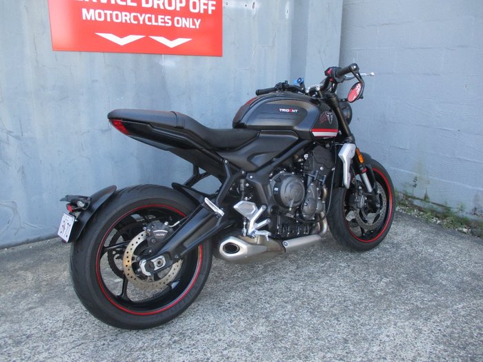 2022 Triumph TRIDENT 660 BLACK