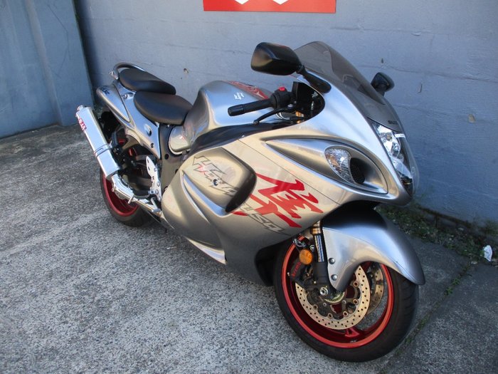 2018 Suzuki 2018 Suzuki 1300CC GSX1300R GREY