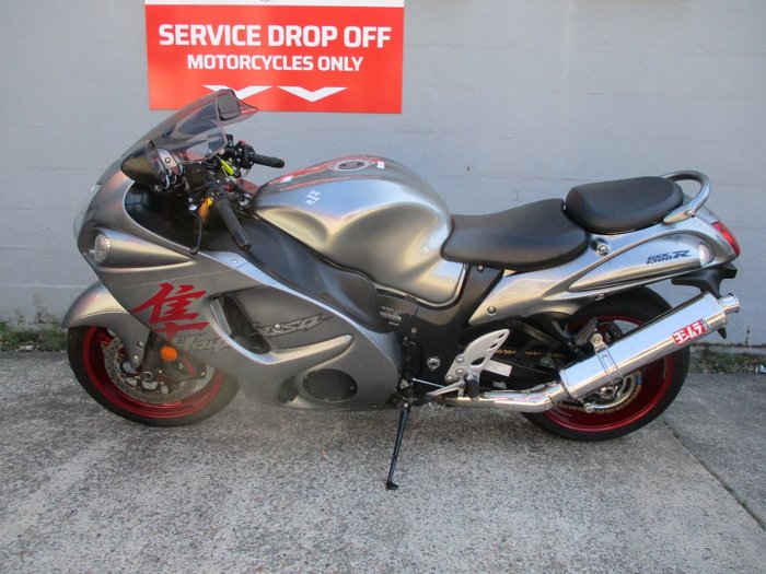 2018 Suzuki 2018 Suzuki 1300CC GSX1300R GREY