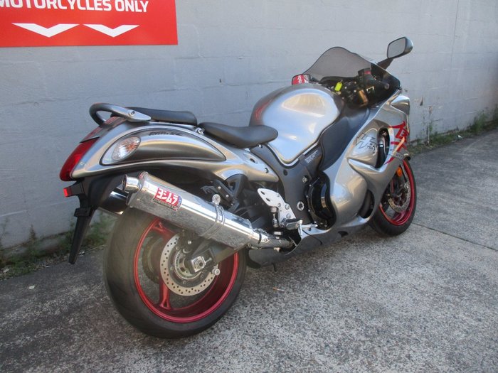 2018 Suzuki 2018 Suzuki 1300CC GSX1300R GREY