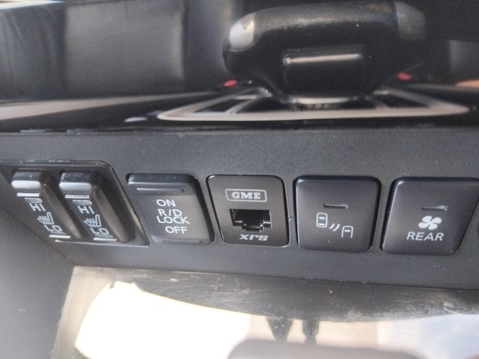 2016 Mitsubishi Pajero Sport Exceed