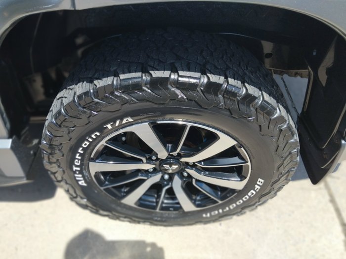 2016 Mitsubishi Pajero Sport Exceed