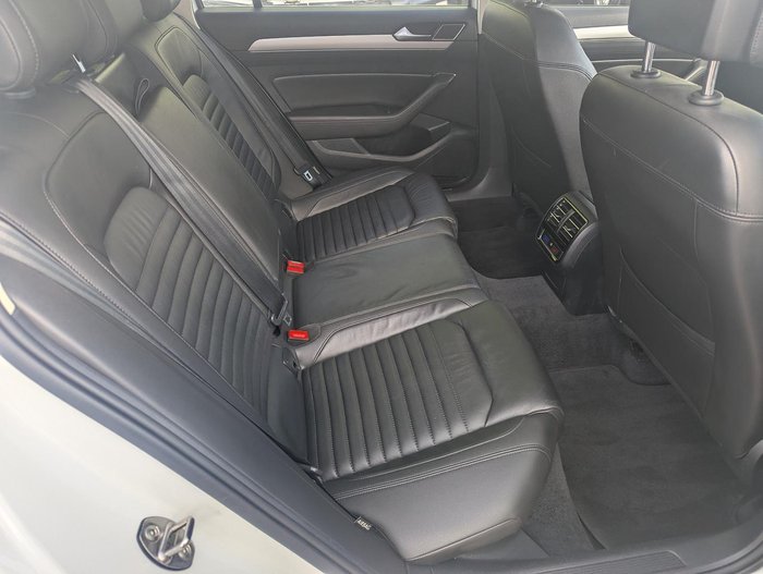 2018 Volkswagen Passat 132TSI Comfortline B8 MY18 Pure White