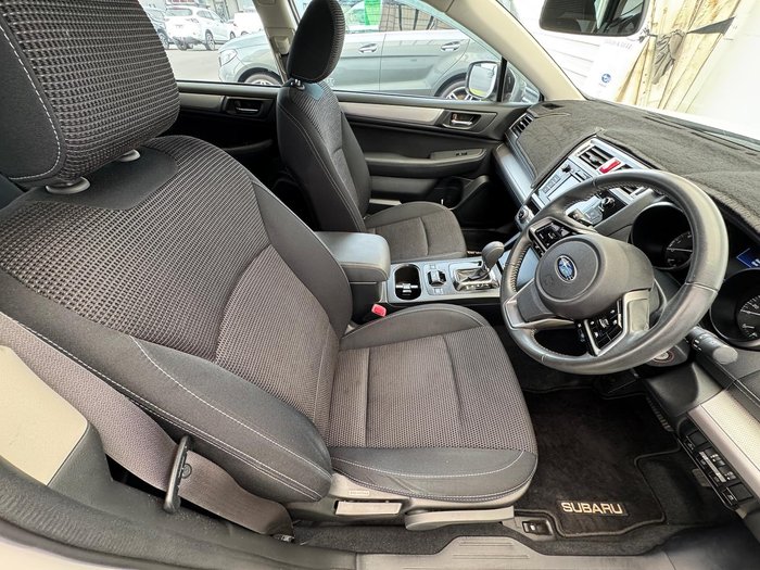 2019 Subaru Outback 2.5i