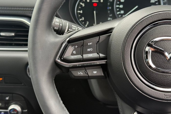 2025 Mazda CX-5 G25 Akera