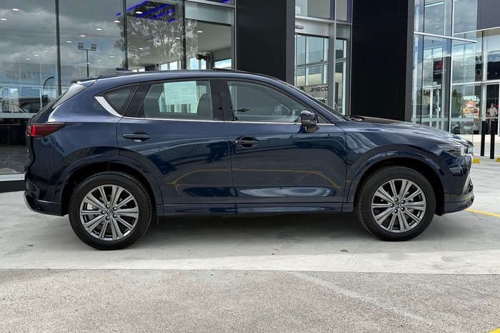 2025 Mazda CX-5 G25 Akera