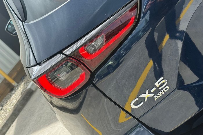 2025 Mazda CX-5 G25 Akera