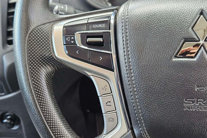 2021 Mitsubishi Triton GLX