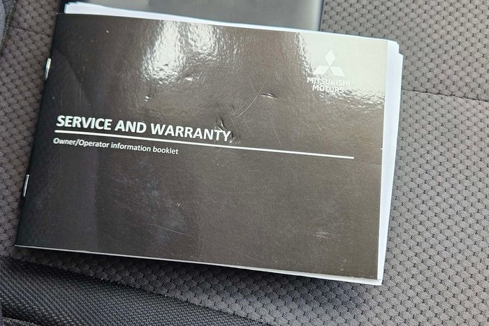 2021 Mitsubishi Triton GLX