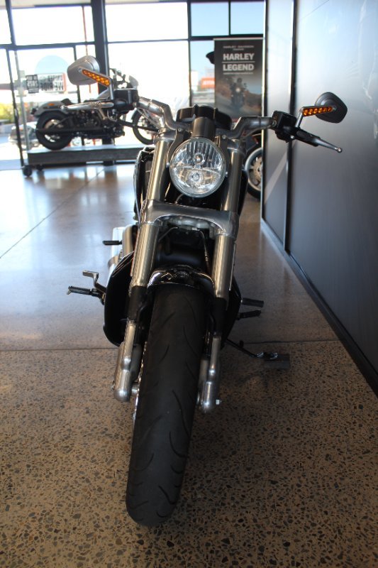 2014 Harley-davidson VRSCF MUSCLE BLACK