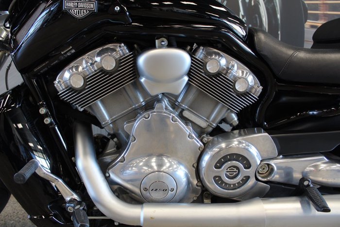 2014 Harley-davidson VRSCF MUSCLE BLACK