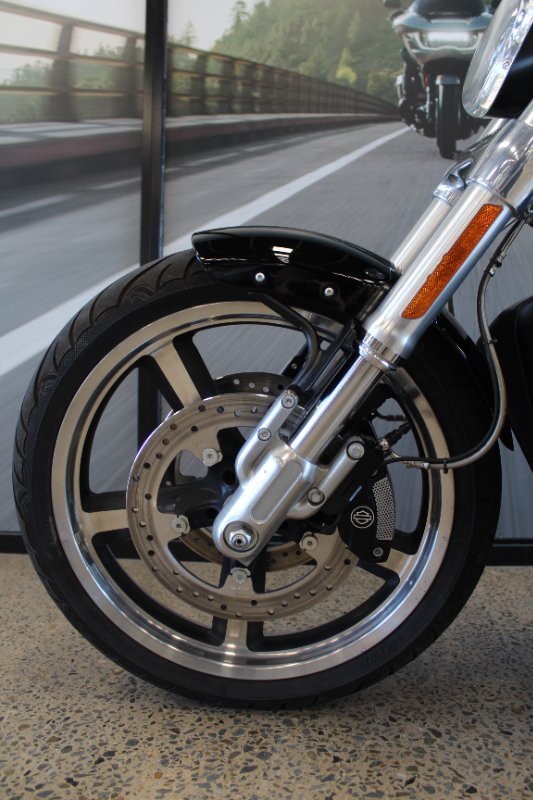 2014 Harley-davidson VRSCF MUSCLE BLACK