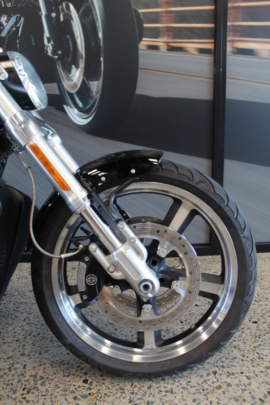 2014 Harley-davidson VRSCF MUSCLE BLACK