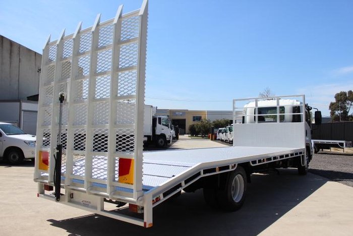 2017 Isuzu F Series FSR140/120-260 WHITE