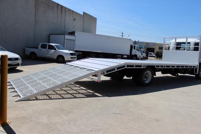 2017 Isuzu F Series FSR140/120-260 WHITE