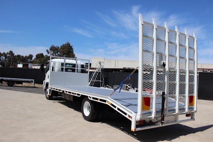 2017 Isuzu F Series FSR140/120-260 WHITE