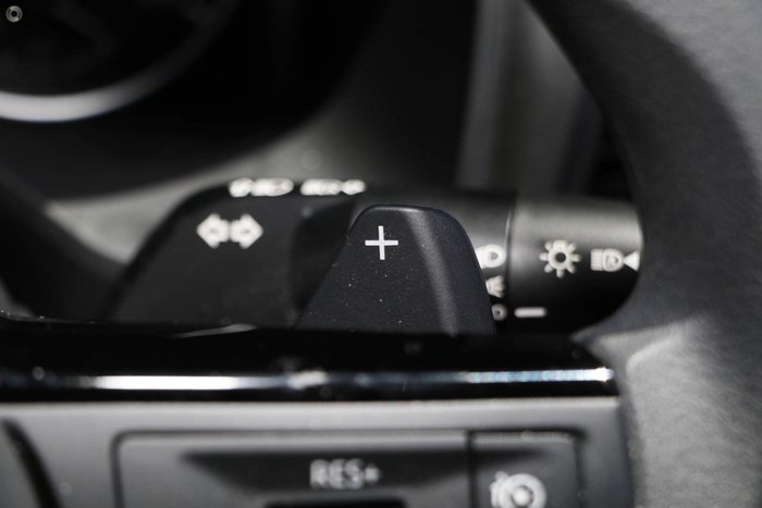 2025 Nissan X-TRAIL ST