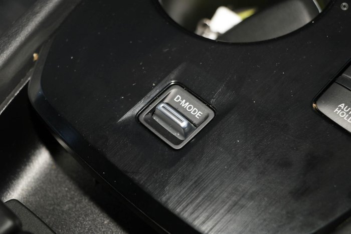 2025 Nissan X-TRAIL ST