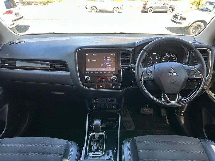 2020 Mitsubishi Outlander LS ZL MY21 AWD White