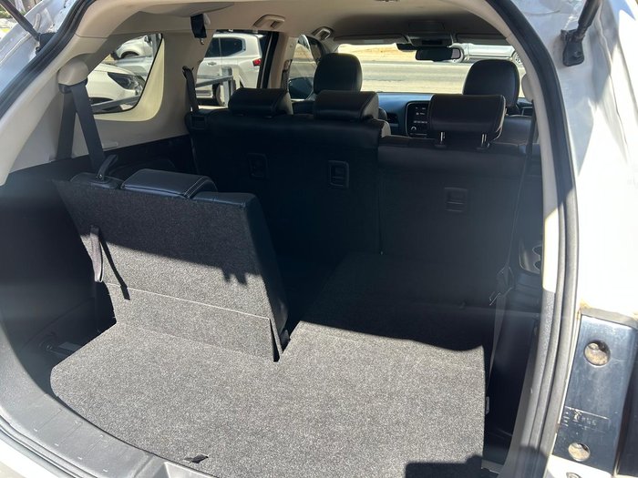 2020 Mitsubishi Outlander LS ZL MY21 AWD White