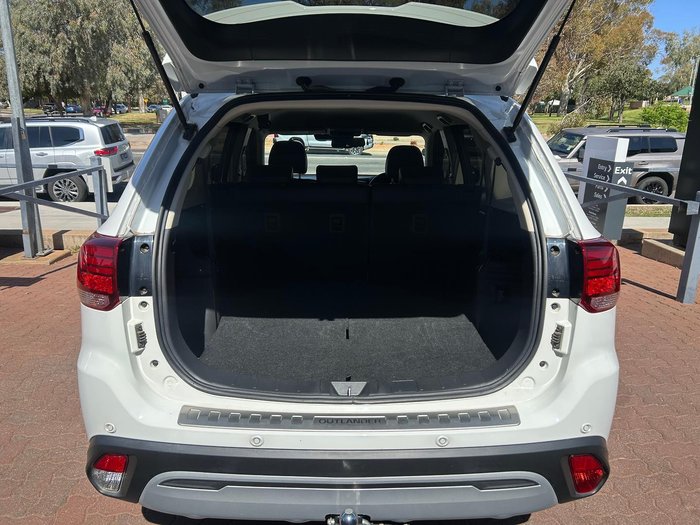 2020 Mitsubishi Outlander LS ZL MY21 AWD White