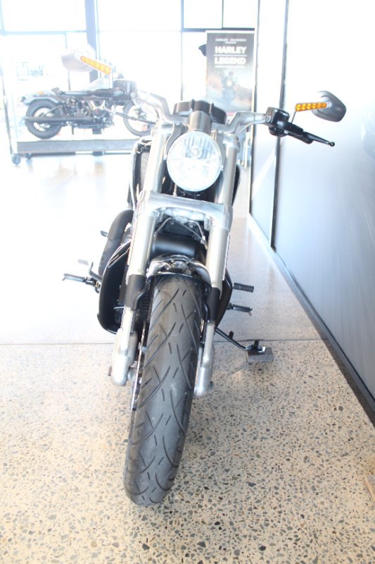 2013 Harley-davidson VRSCF MUSCLE BLACK