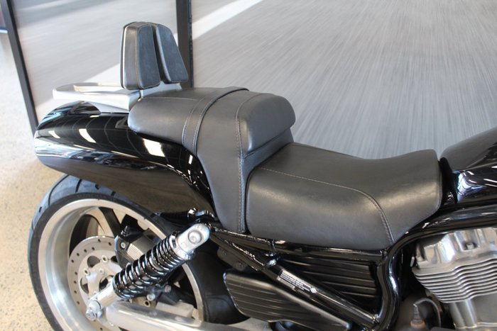 2013 Harley-davidson VRSCF MUSCLE BLACK